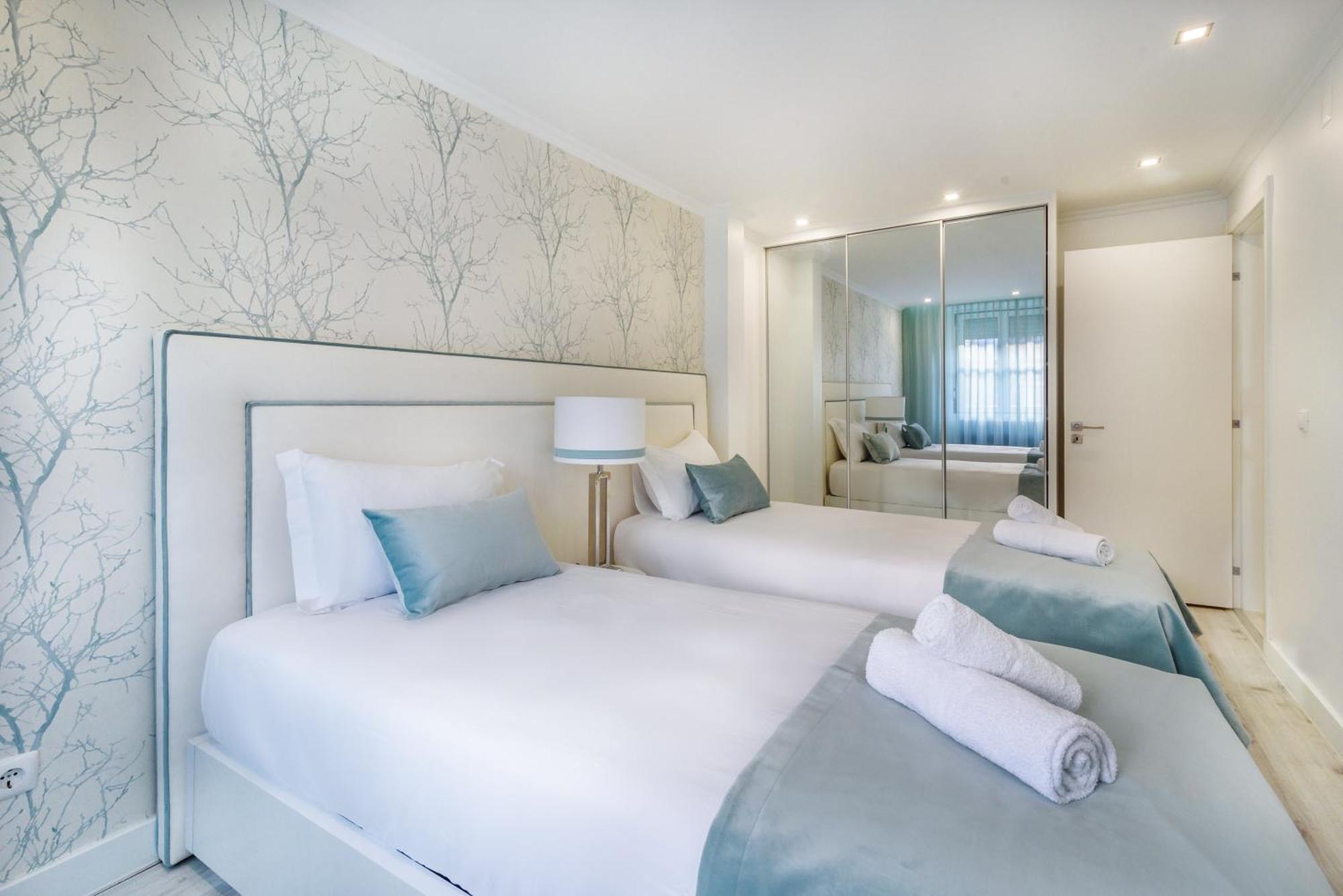 Whome City Chic Escape: Your Stylish Haven In Downtown Lisboa المظهر الخارجي الصورة