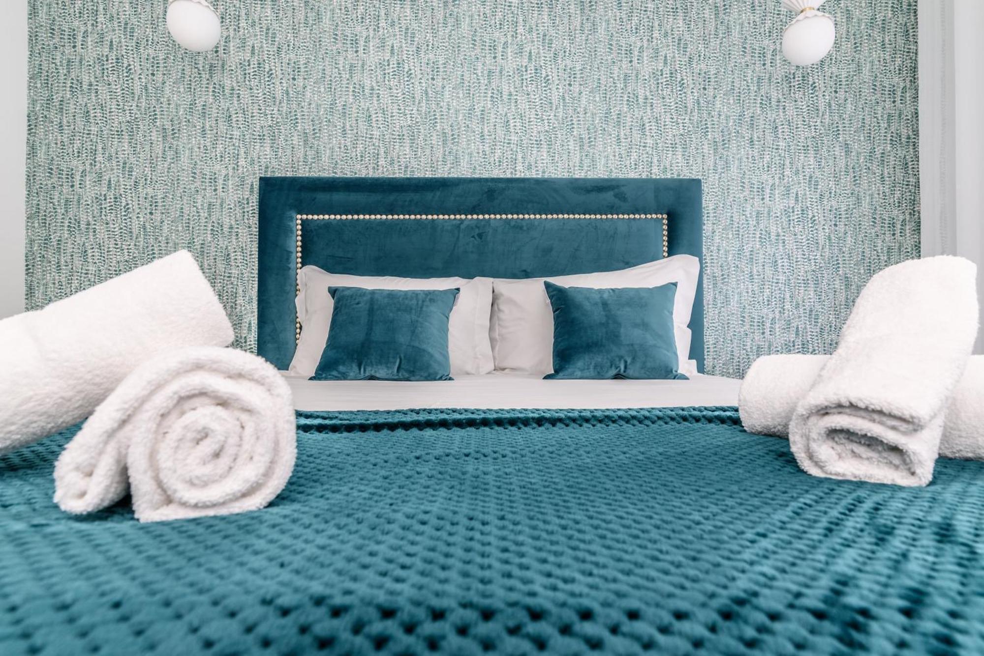 Whome City Chic Escape: Your Stylish Haven In Downtown Lisboa المظهر الخارجي الصورة